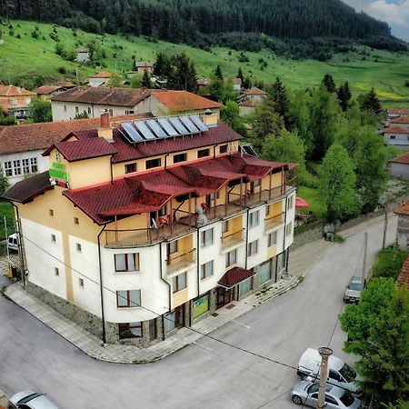 Boryka Family Hotel Asikoria Εξωτερικό φωτογραφία